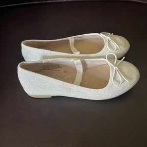 Little girl dress shoes-like new-worn once-size 12Y